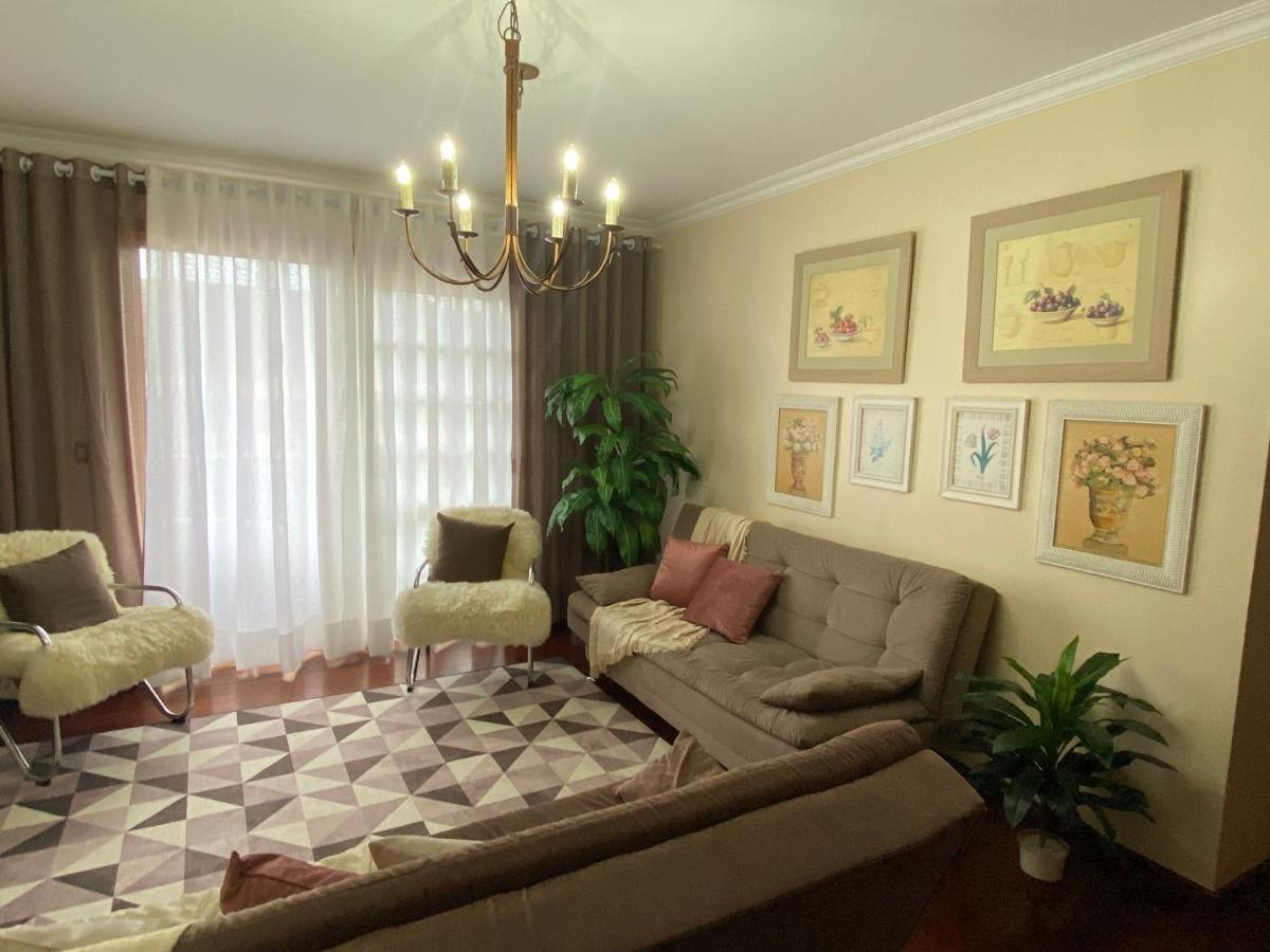 BELÍSSIMO apartamento no CENTRO de Gramado Exterior foto